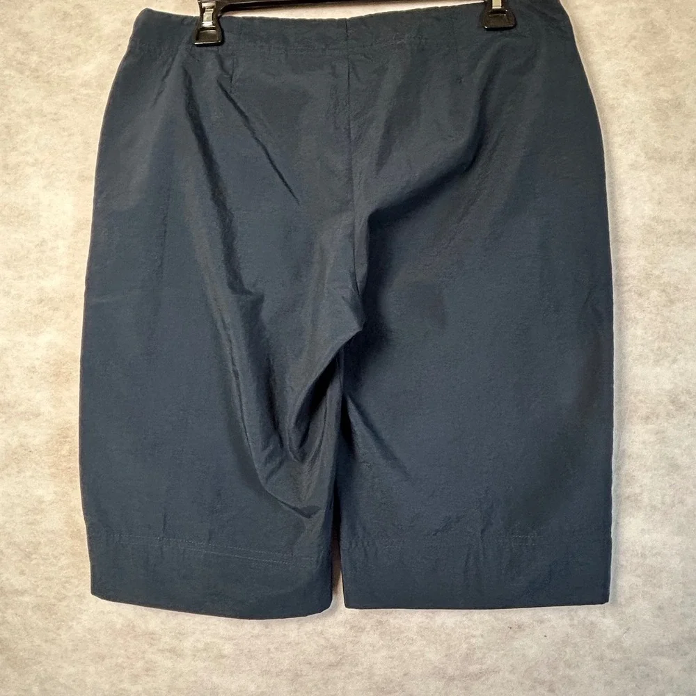 Nike Women Shorts Navy Blue Athletic Casual Size M‎ M(8-10) Knee Length
